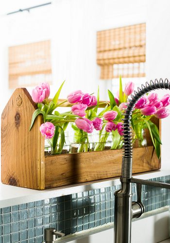 Spring Decorating Ideas with Pink