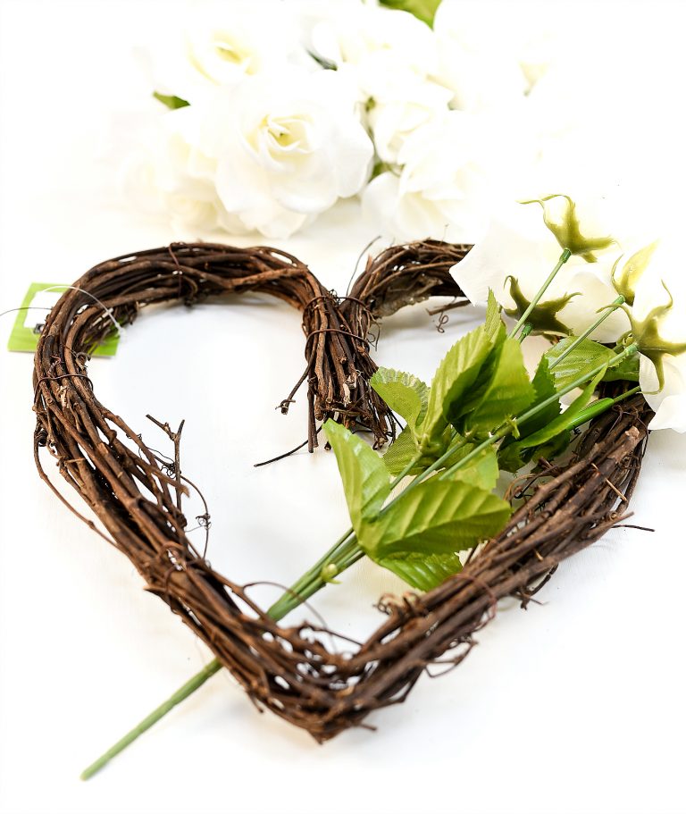 White Rose Valentine Heart Wreath It All Started With Paint