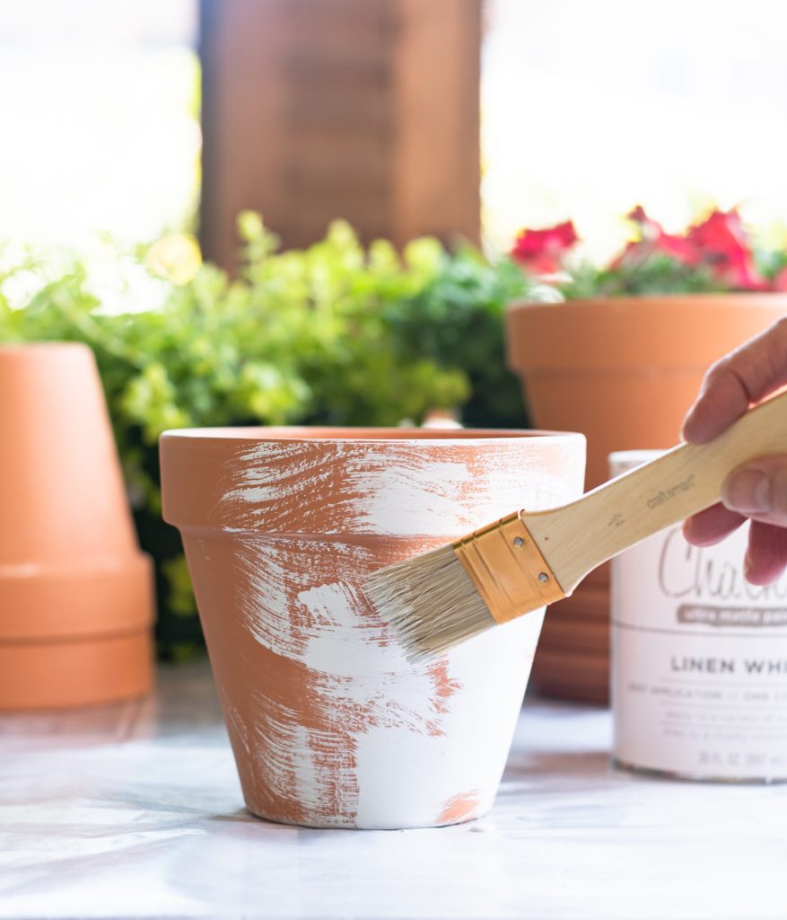 How to age flower pots with chalk paint