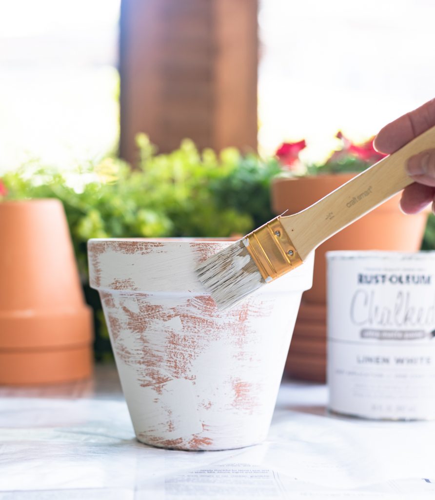 How to age flower pots with chalk paint