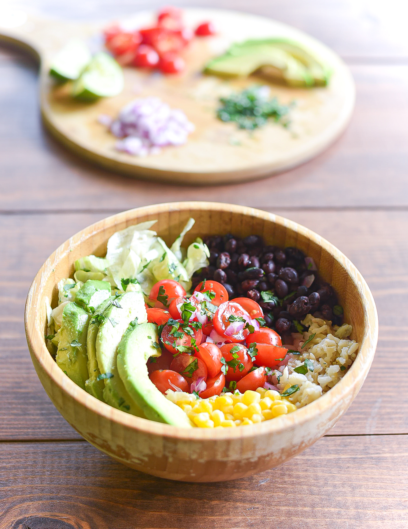 Mexican Taco(less) Buddha Bowl - Taco Salad Recipe Ideas - Mexican Buddha Bowl - Brown Rice and Beans Buddha Bowl Recipe Ideas