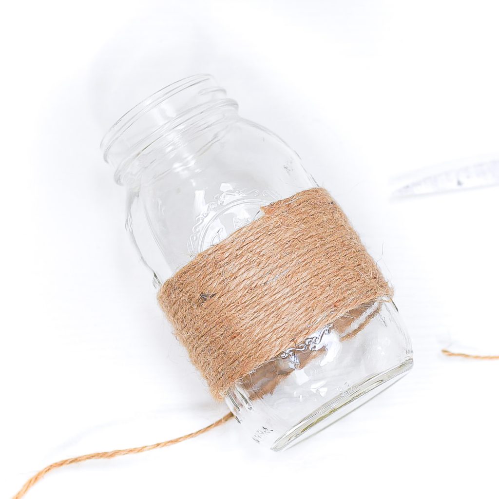 How To Make Twine Wrapped Mason Jars DIY - Easy Mason Jar Craft for Fall