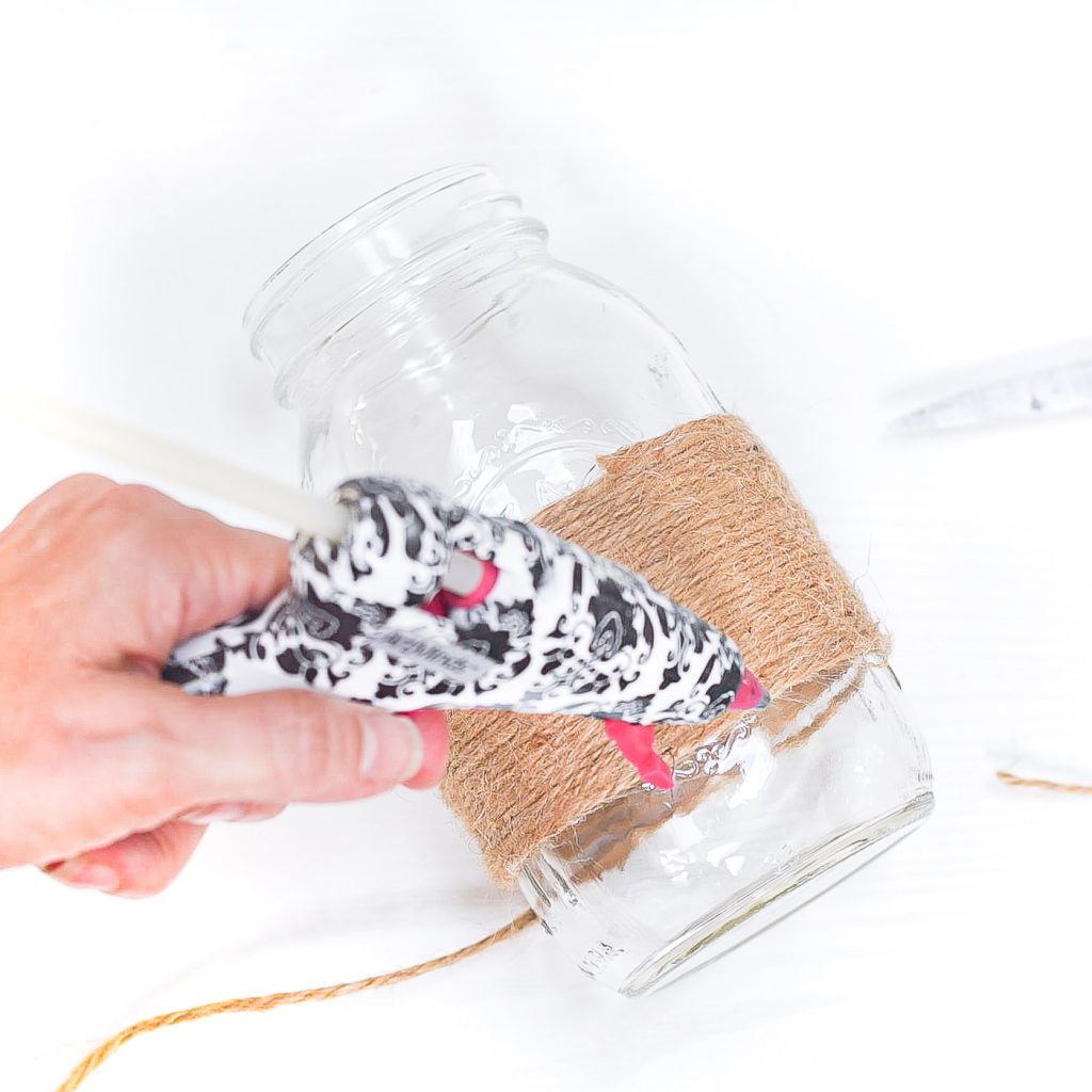 How To Make Twine Wrapped Mason Jars DIY - Easy Mason Jar Craft for Fall