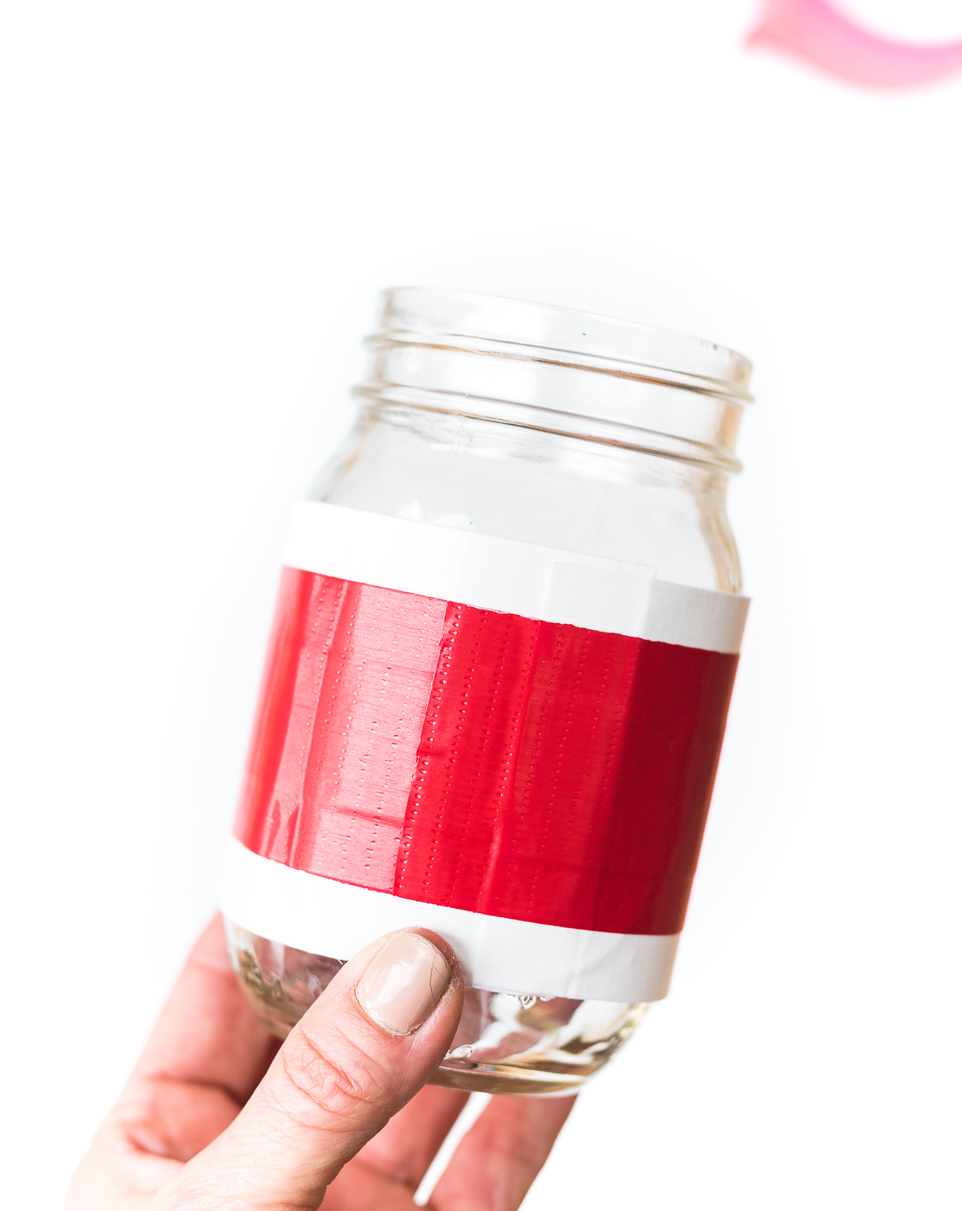 Mason Jar Craft for Christmas - Mason Jar Santa Suit drink jars - Christmas crafts usiing mason jars