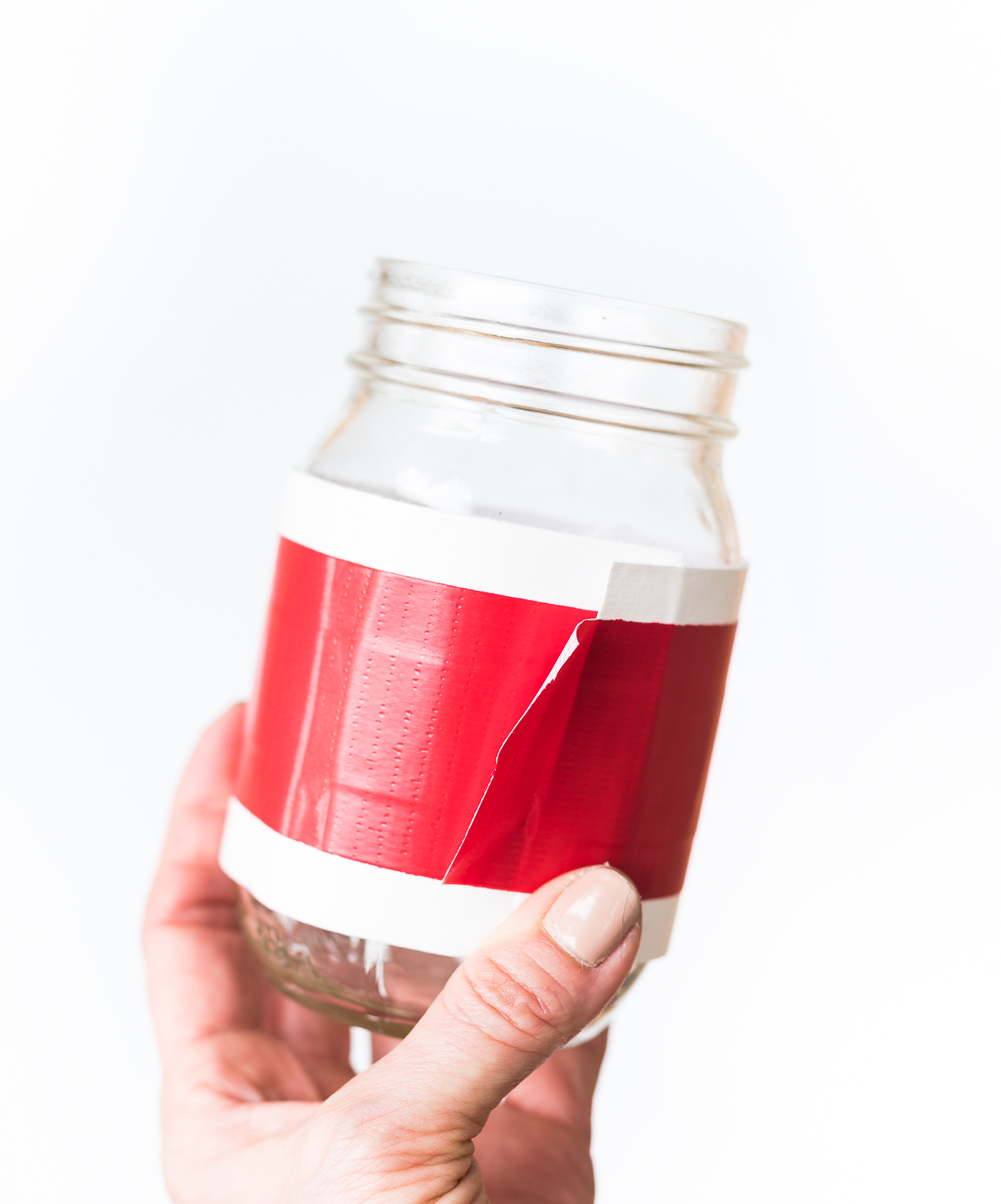 Mason Jar Craft for Christmas - Mason Jar Santa Suit drink jars - Christmas crafts usiing mason jars