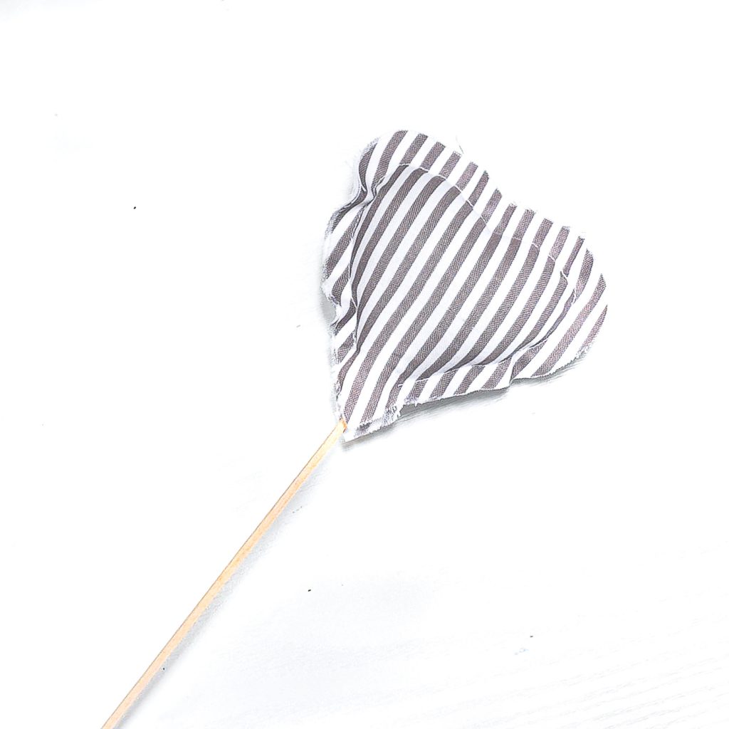 Fabric Stuffed Hearts. Neutral Valentine Decor. How To Make Stuffed Hearts. How to Make Fabric Stuffed Hearts. Sewing Stuffed Hearts Tutorial. Neutral Valentine's Day Crafts and Decor. Fabric Valentine's Craft Ideas. Hearts on Sticks. Stuffed Hearts on Sticks.