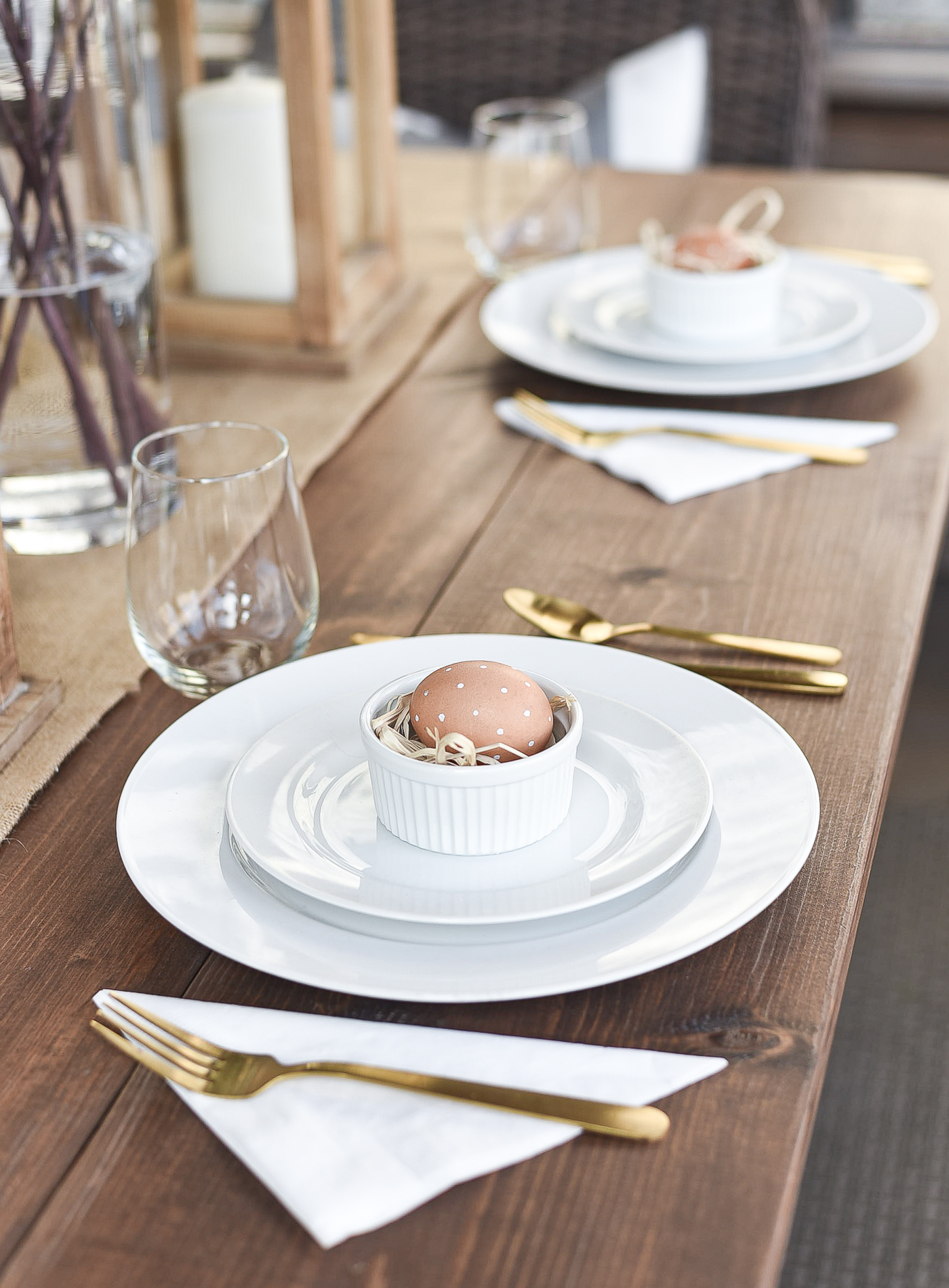 Easter Table Setting Idea - Neutral Easter Table in Brown, Beige, Burlap, White.