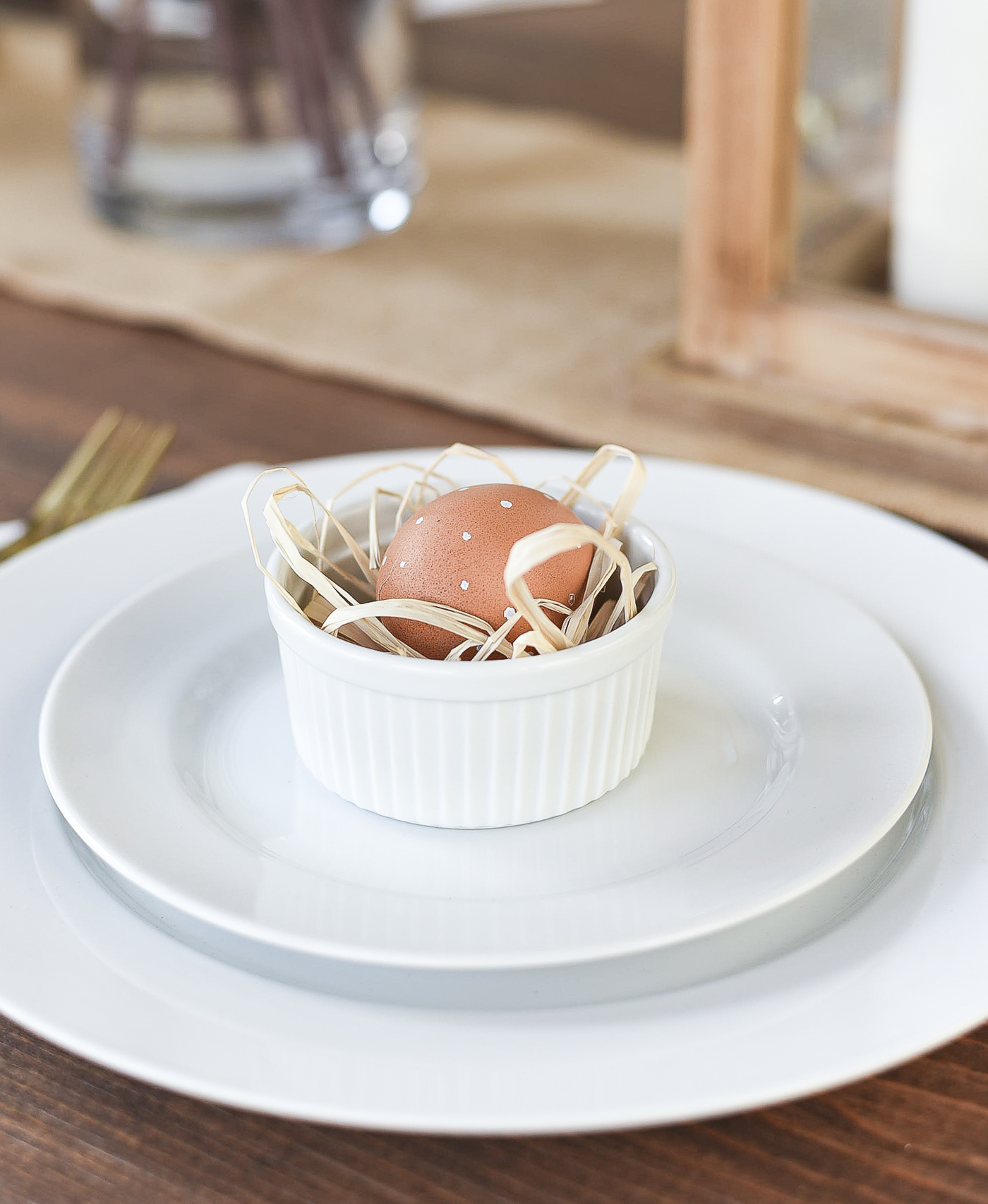 Easter Table Setting Idea - Neutral Easter Table in Brown, Beige, Burlap, White.