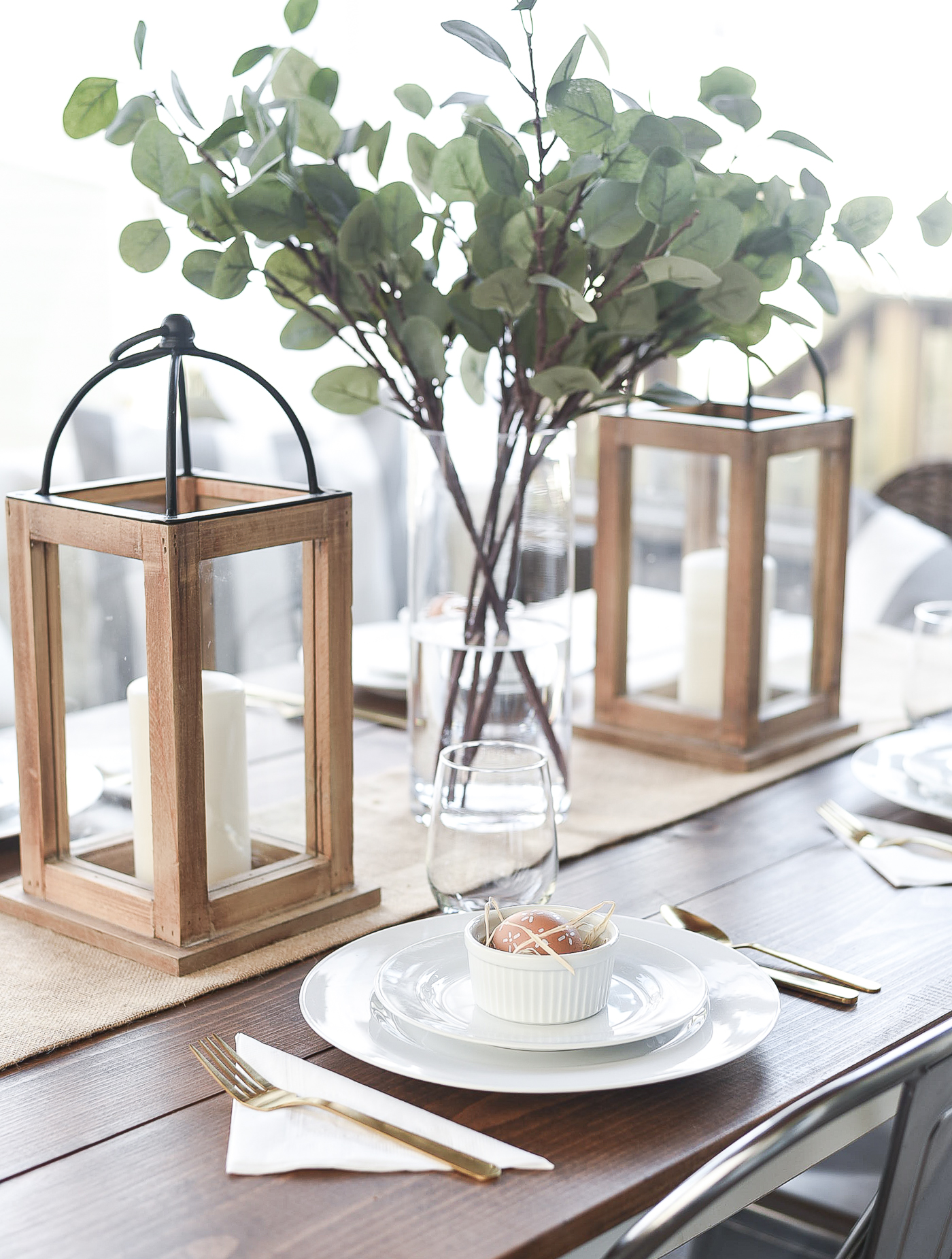 Easter Table Setting Idea - Neutral Easter Table in Brown, Beige, Burlap, White.