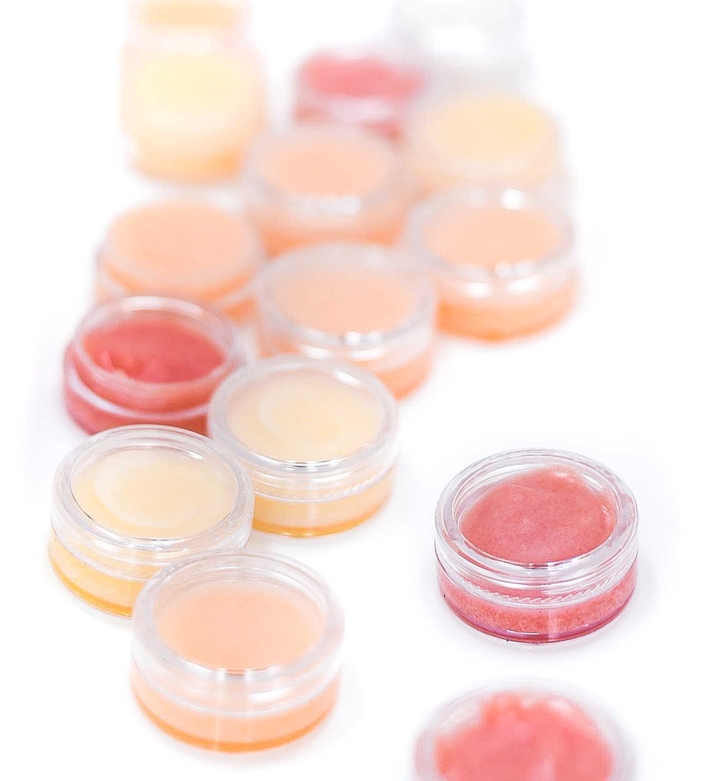 Homemade lip gloss with Jello. Jello lip gloss. How to make lip gloss with coconut oil and Vaseline and Jello.