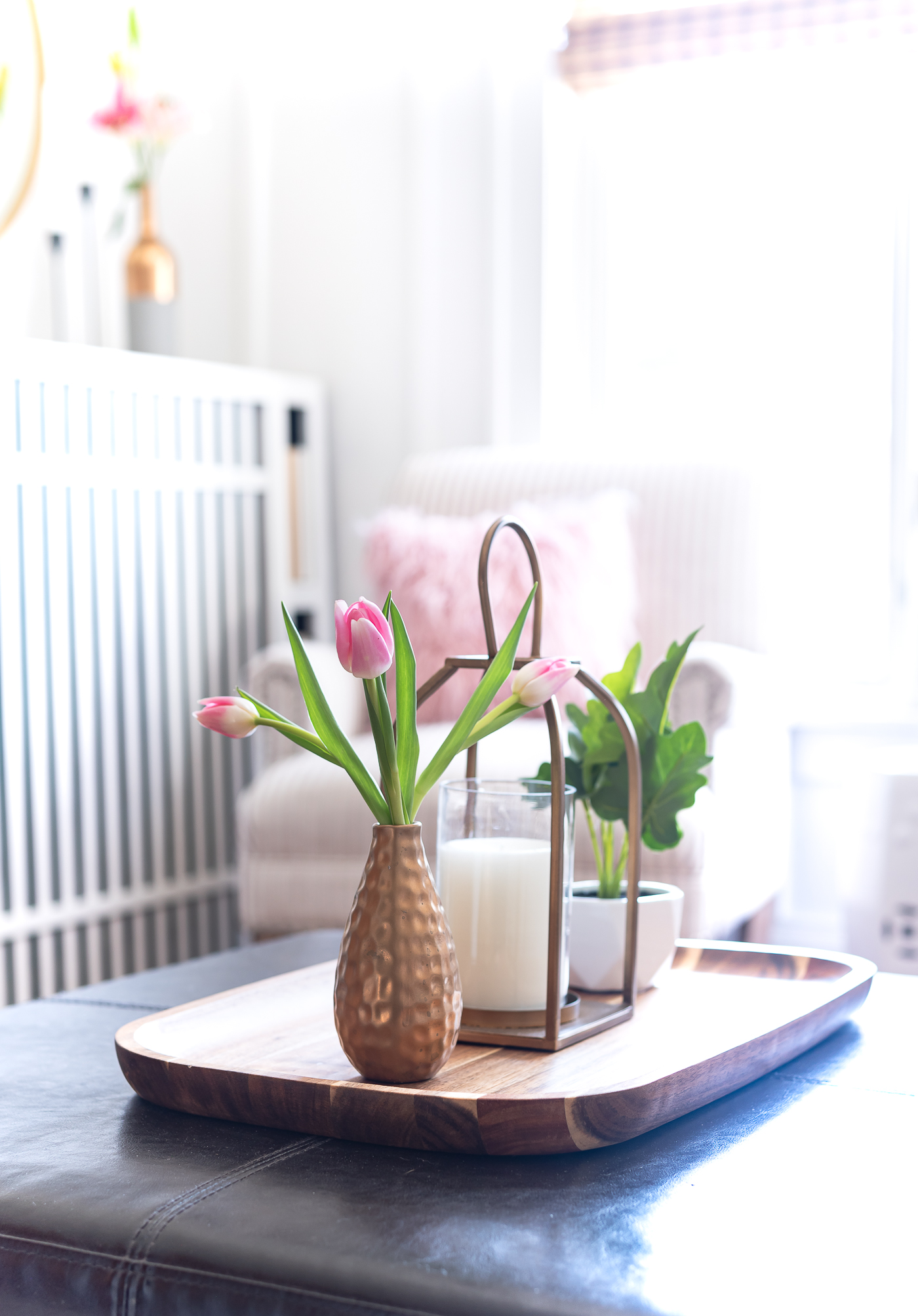 Spring decorating ideas in pink and gray.