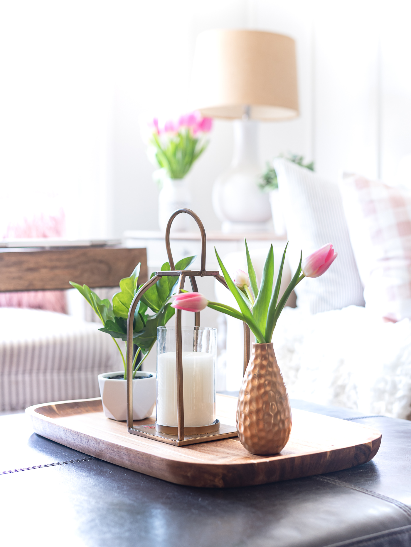 Spring decorating ideas in pink and gray.