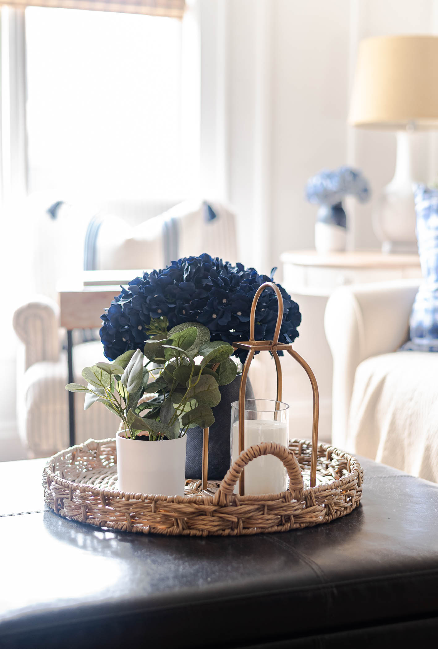 Blue White Spring Decor; Neutral Spring Decorating Ideas; Minimalist Spring Decor Ideas