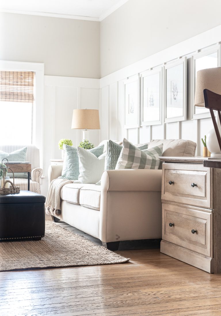 Board & Batten Entry in Green, Blush for Spring - It All Started With Paint