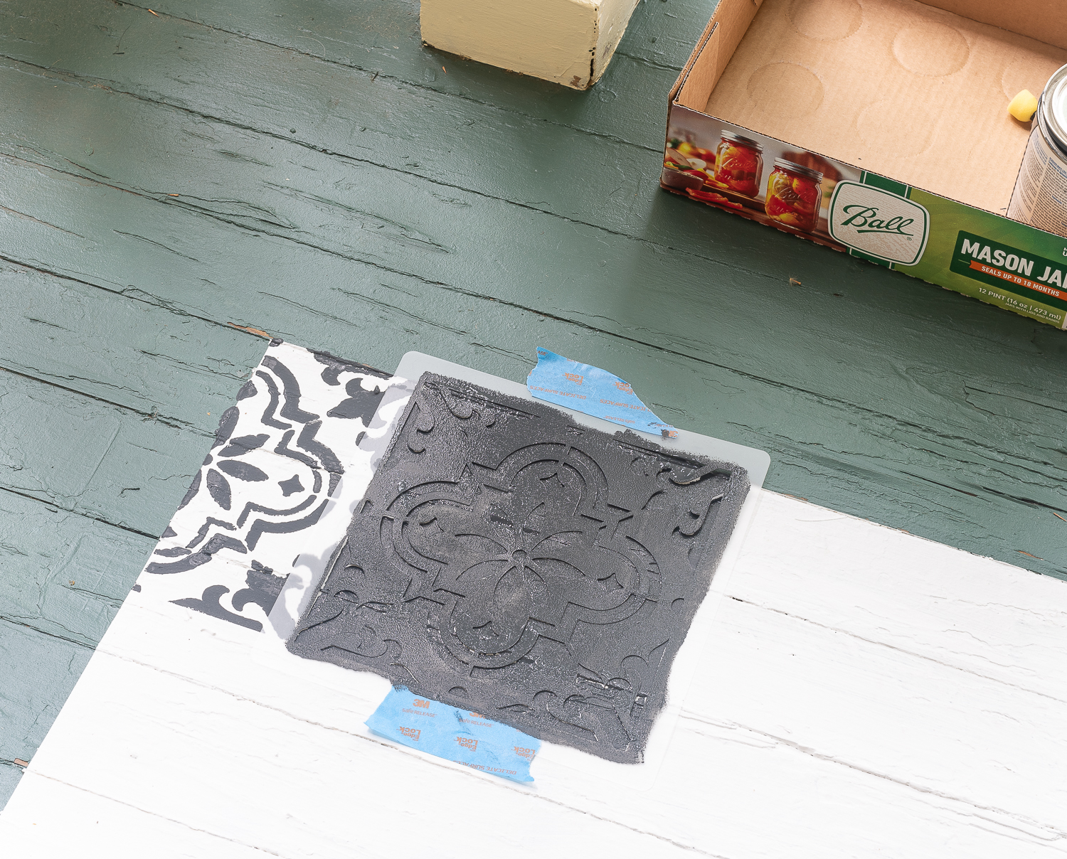 How to stencil a rug on your front porch with chalk paint. Chalk paint stencil how to. Painting rug on porch landing.