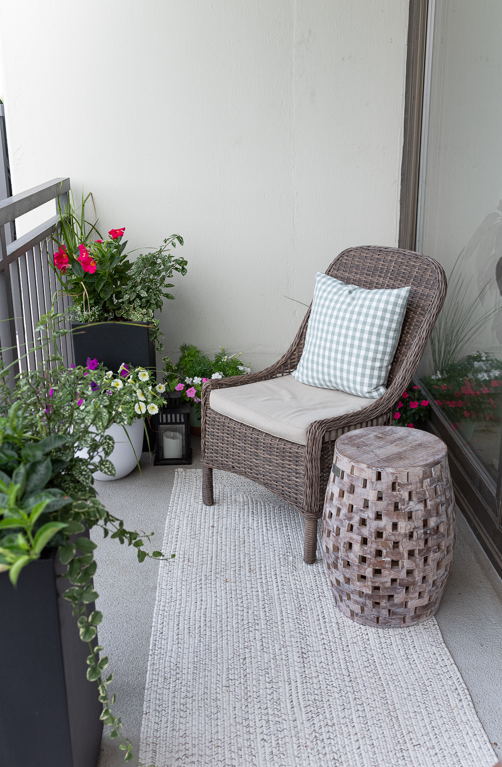 Balcony Container Garden. City Balcony Decorating Ideas. Condo Balcony Decor. Colorful Balcony Ideas with Containers. Chicago Balcony on Lake Shore Drive.