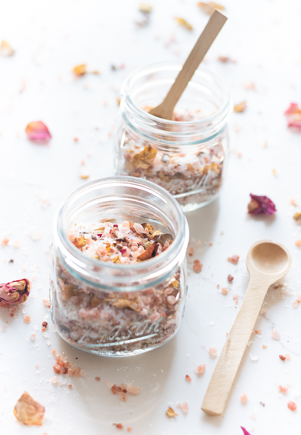 Rose Petal Bath Salts Recipe & Tutorial - Homemade Bath Salts Recipe - Epsom Salt & Pink Himalayan Salt & Rose Petal DIY Bath Salts.