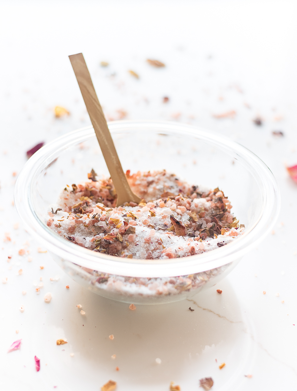 Rose Petal Bath Salts Recipe & Tutorial - Homemade Bath Salts Recipe - Epsom Salt & Pink Himalayan Salt & Rose Petal DIY Bath Salts.