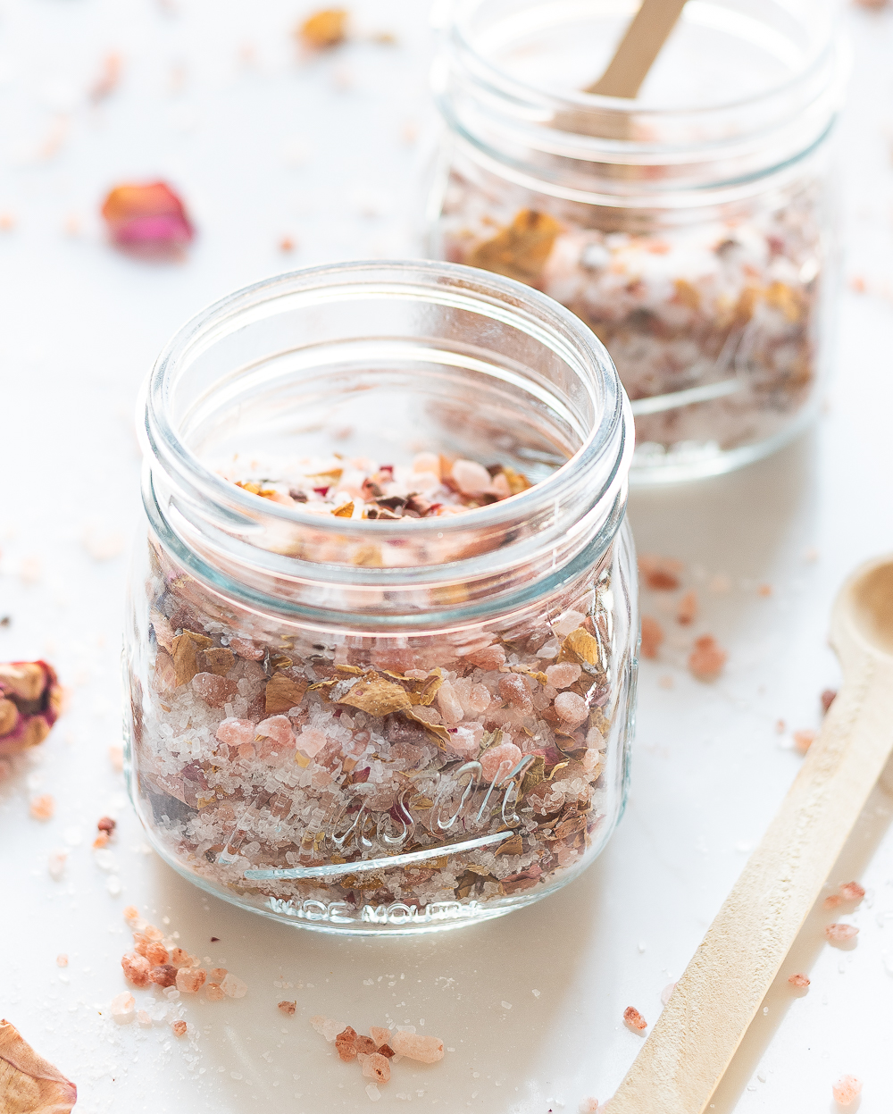 Rose Petal Bath Salts Recipe & Tutorial - Homemade Bath Salts Recipe - Epsom Salt & Pink Himalayan Salt & Rose Petal DIY Bath Salts.
